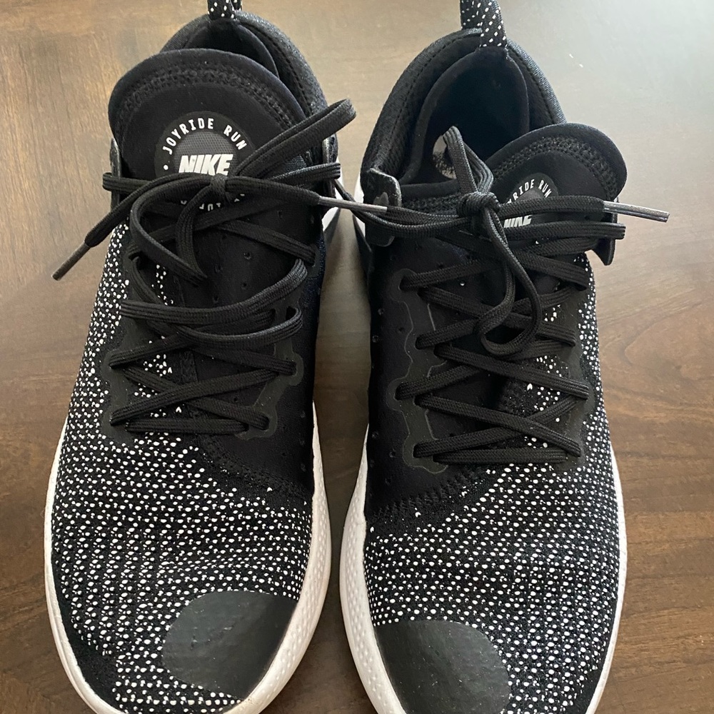 Nike Wmns Joyride Run Flyknit 'Oreo', 10W
